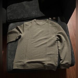 NOBULL Men’s Quilted Crew Pullover New with Tags